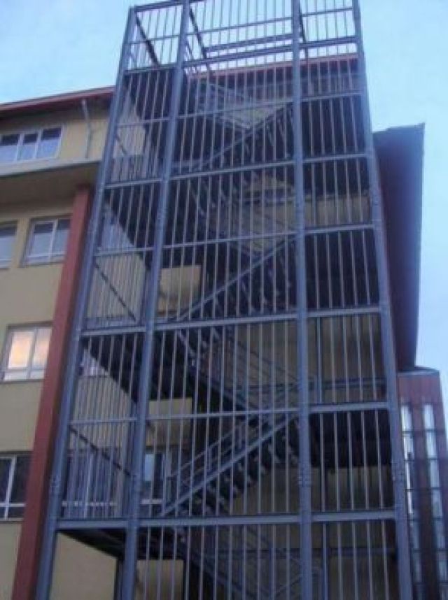 İstanbul yangın merdiveni, yangın merdiveni imalatı, yangın merdiveni fiyatları